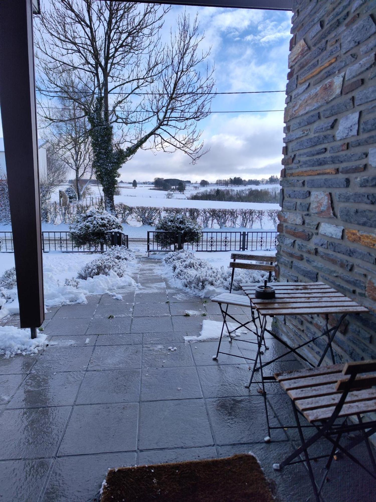 Lanonweye Hotel Waimes Exterior photo